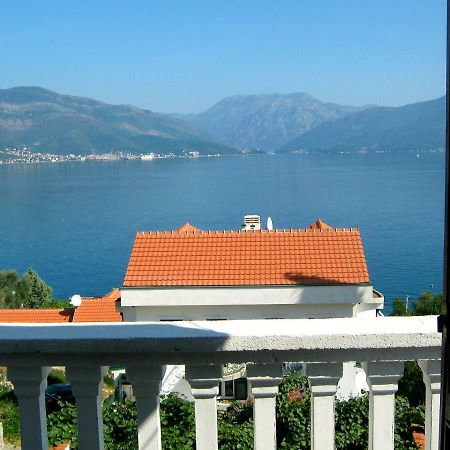 Apartments Ceca Tivat Ngoại thất bức ảnh