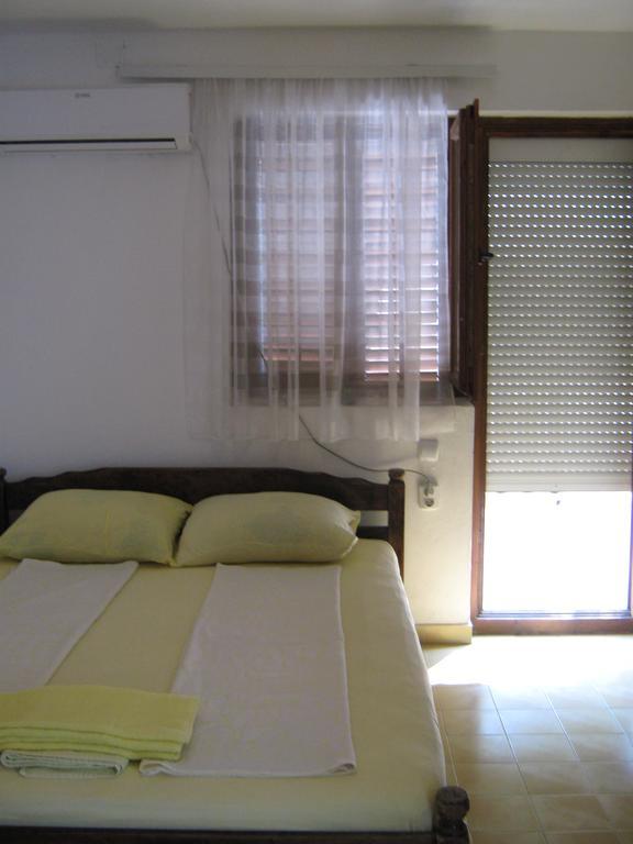 Apartments Ceca Tivat Ngoại thất bức ảnh