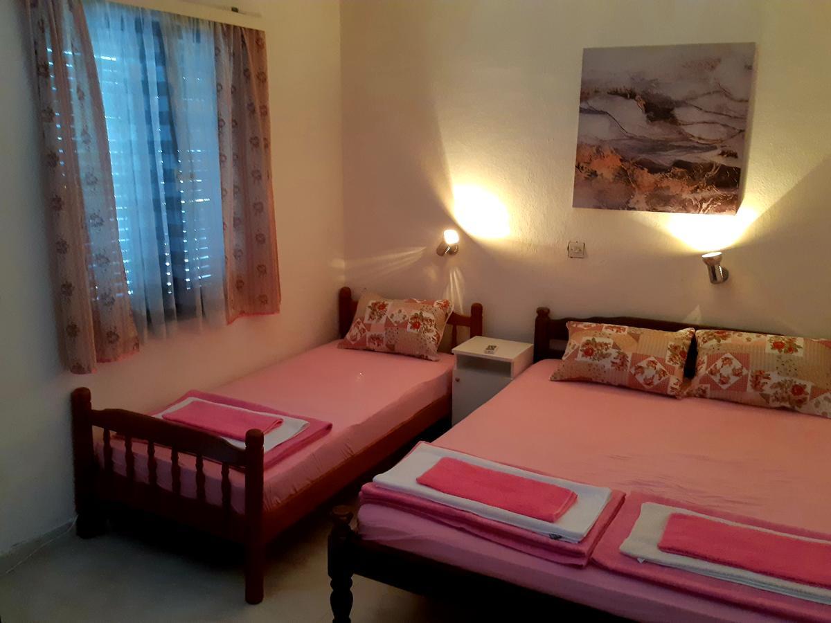 Apartments Ceca Tivat Ngoại thất bức ảnh