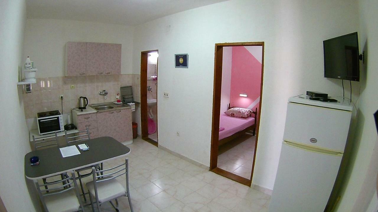 Apartments Ceca Tivat Ngoại thất bức ảnh