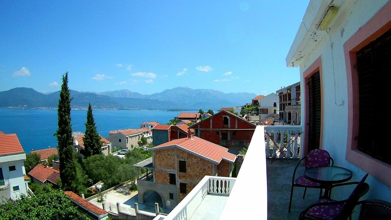 Apartments Ceca Tivat Ngoại thất bức ảnh