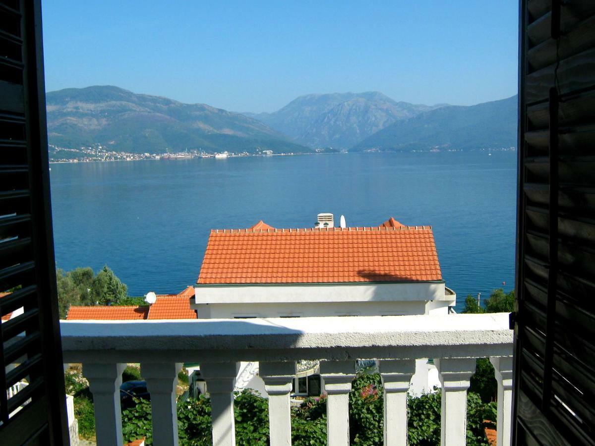 Apartments Ceca Tivat Ngoại thất bức ảnh